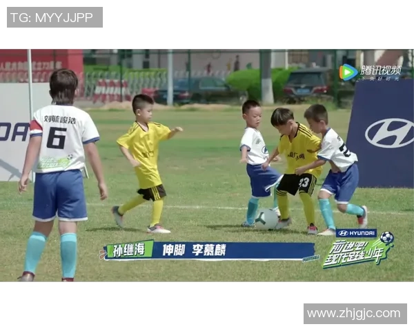 卢岳足球之路：从青涩少年到职业球员的成长故事与奋斗历程